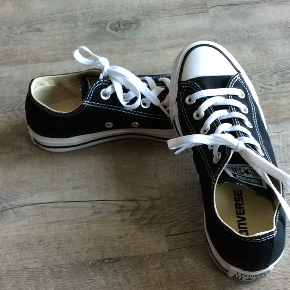 Converse All ⭐️ Star Size 6 Black